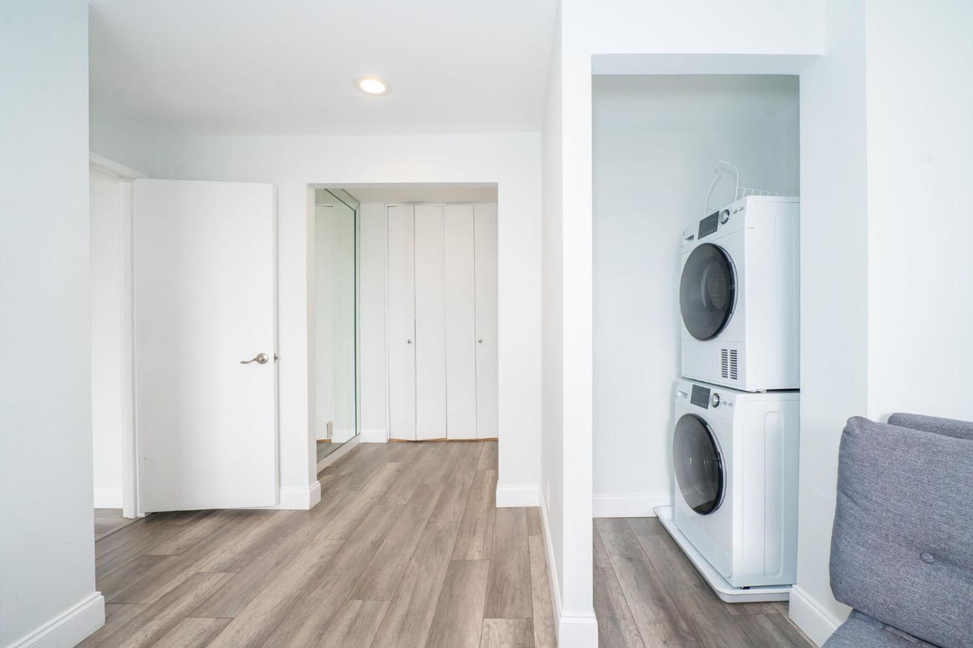 דירות אטלנטה Just Renovated 3 Br/2Bath/ Parking+ Downtown View מראה חיצוני תמונה