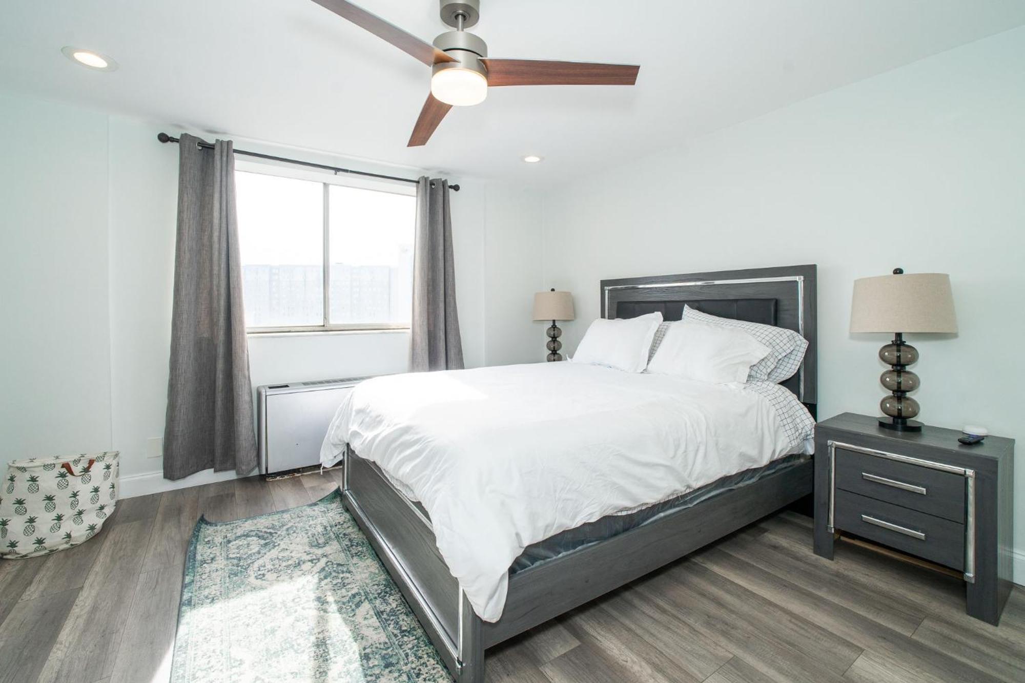 דירות אטלנטה Just Renovated 3 Br/2Bath/ Parking+ Downtown View מראה חיצוני תמונה